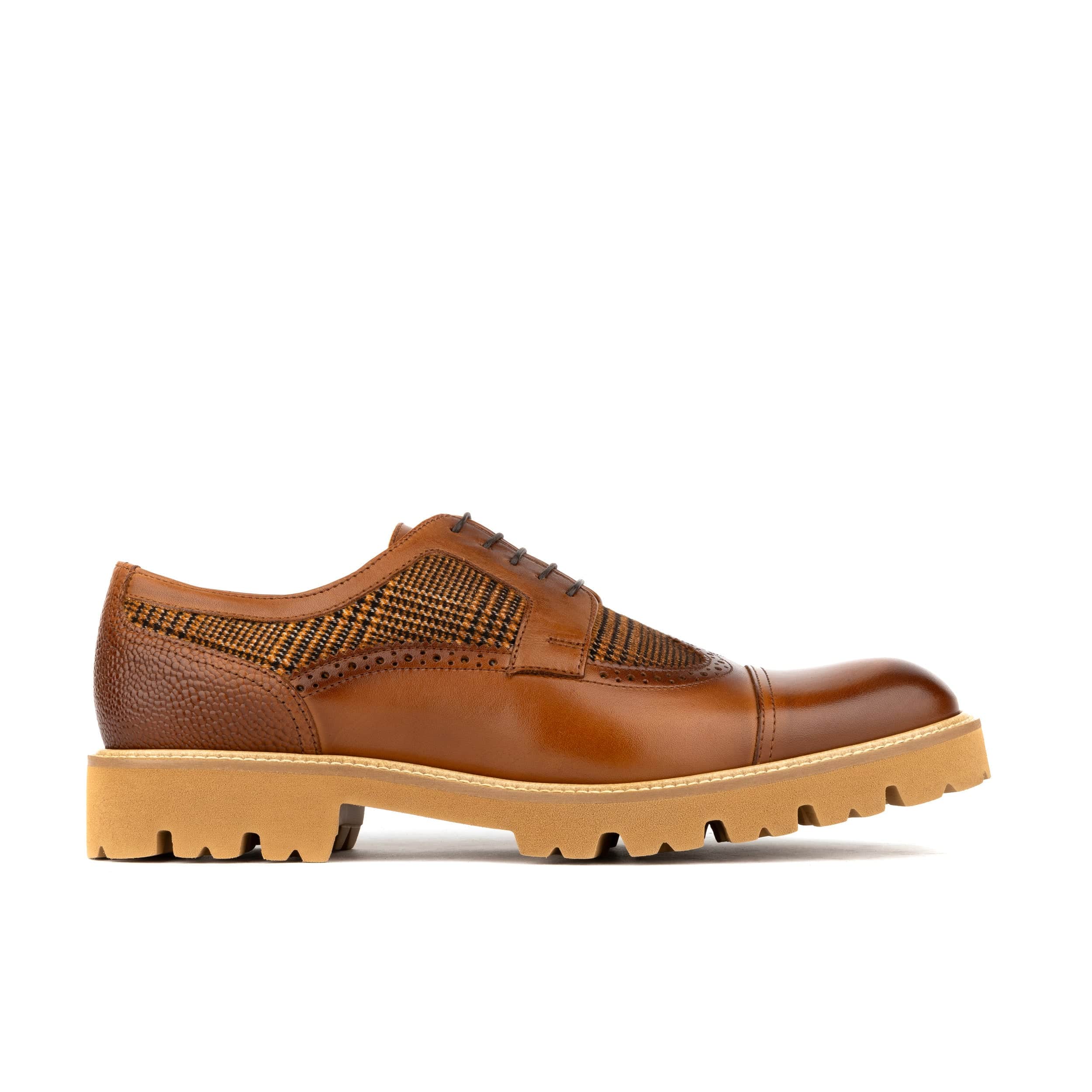 Resident - Brown & Tan - Men's leather dressy shoe with toe cap and brogue details