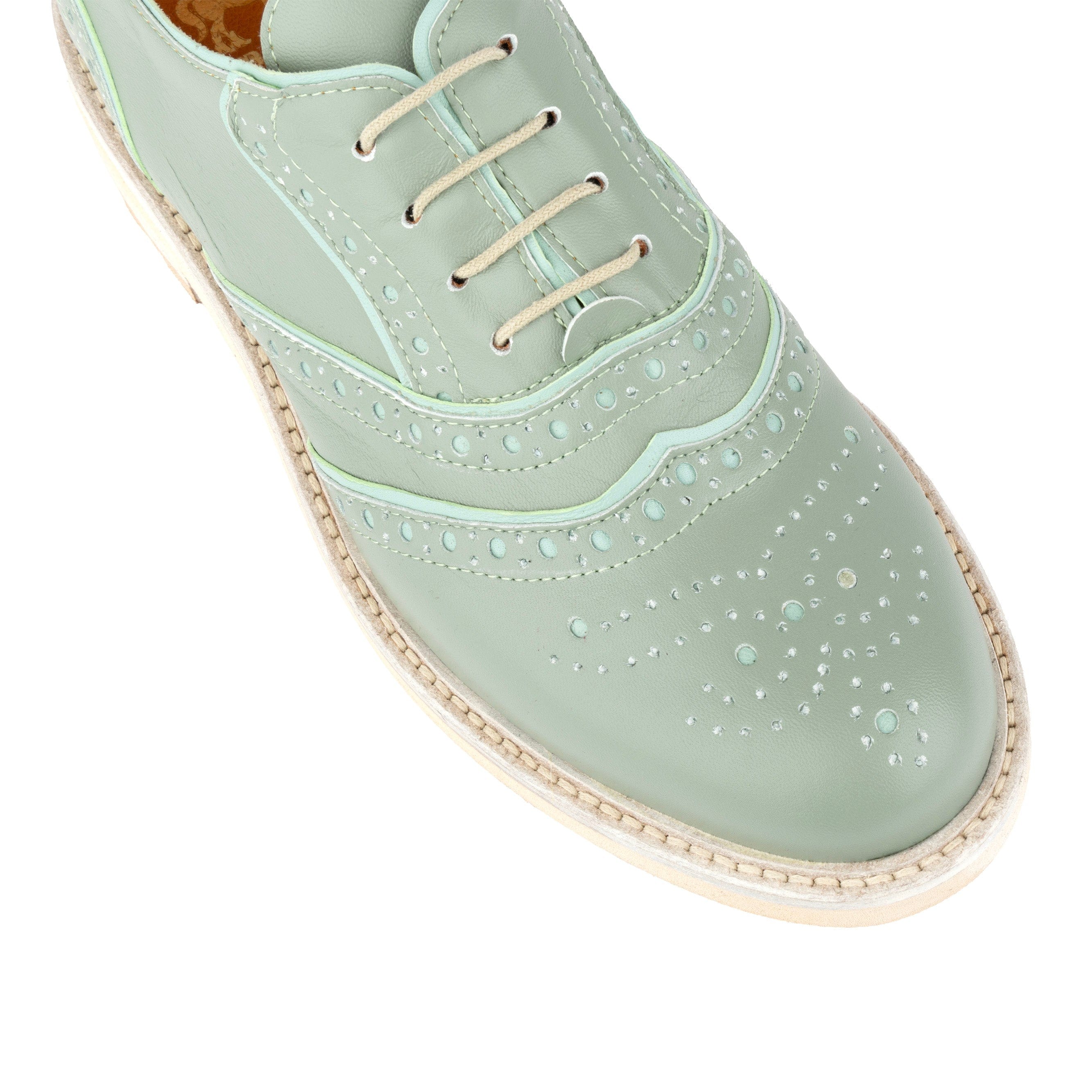 Brick Lane - Green - Women's contrast leather lace-up brogue