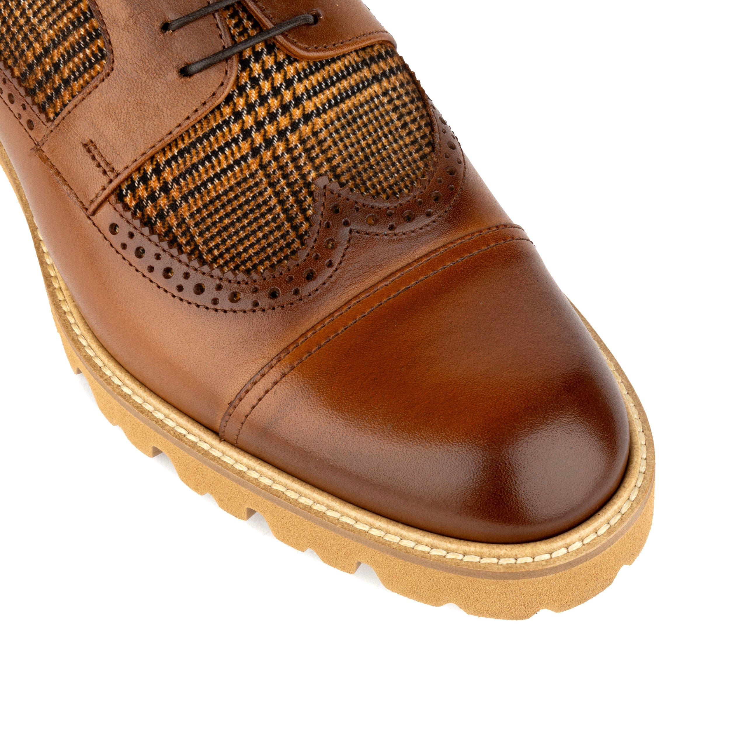 Resident - Brown & Tan - Men's leather dressy shoe with toe cap and brogue details