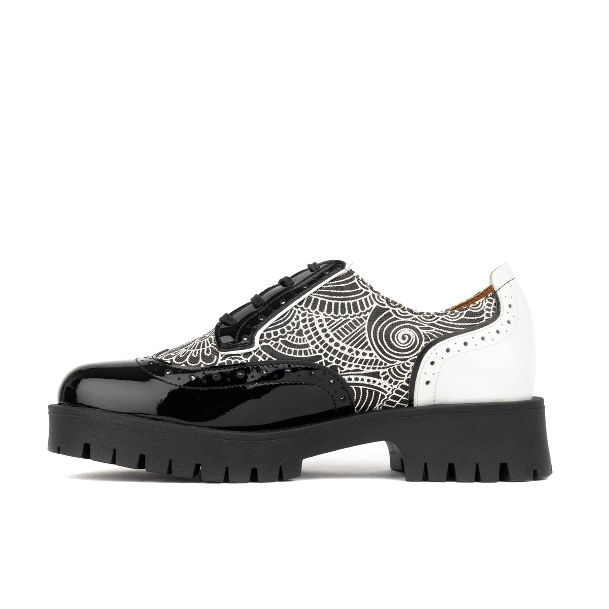 Artisan - Black & White & Graphic Print - Women's Leather Lace-up Shoe with Brogue Detailing