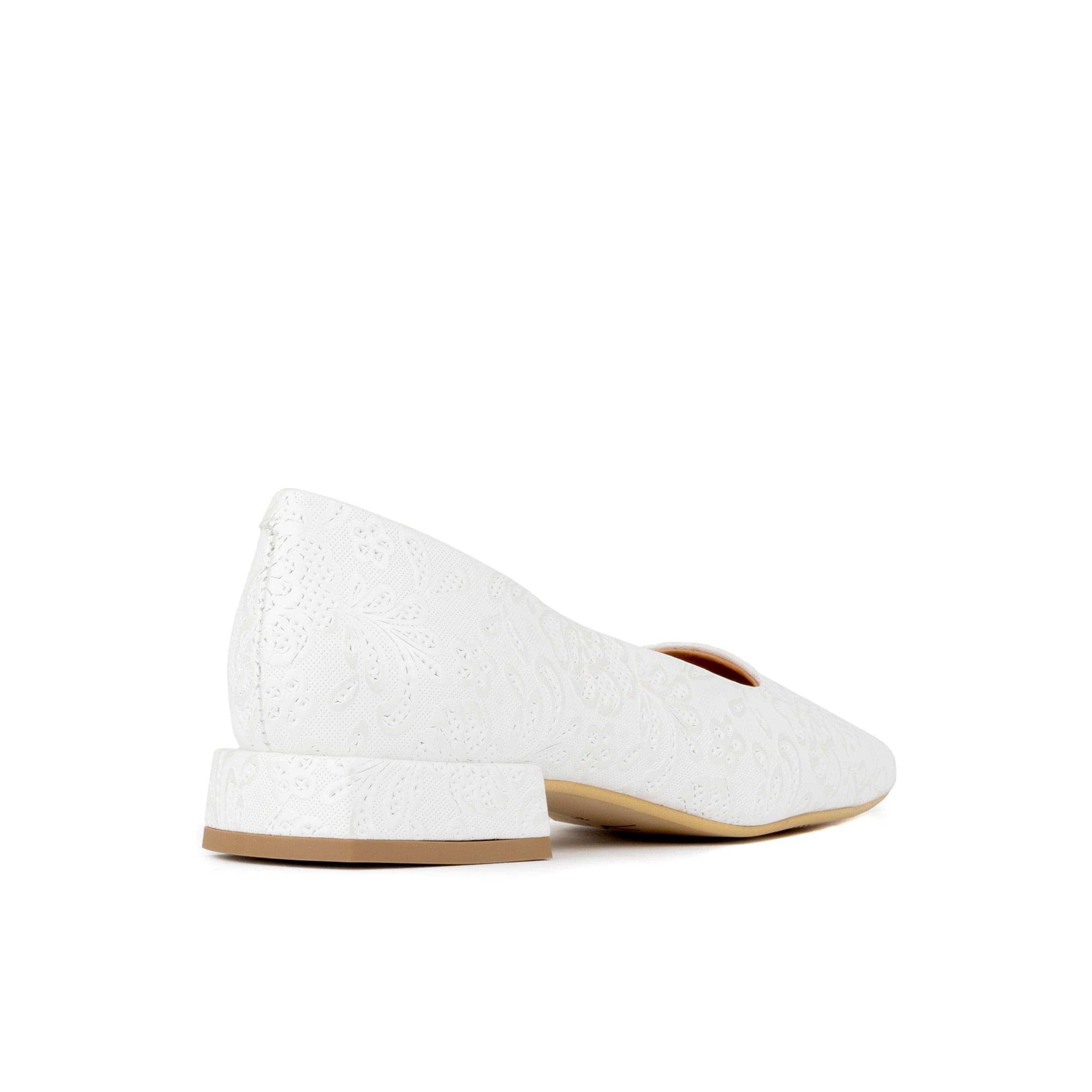 Ballerina - Wedding White - Women's low heel leather ballet flat
