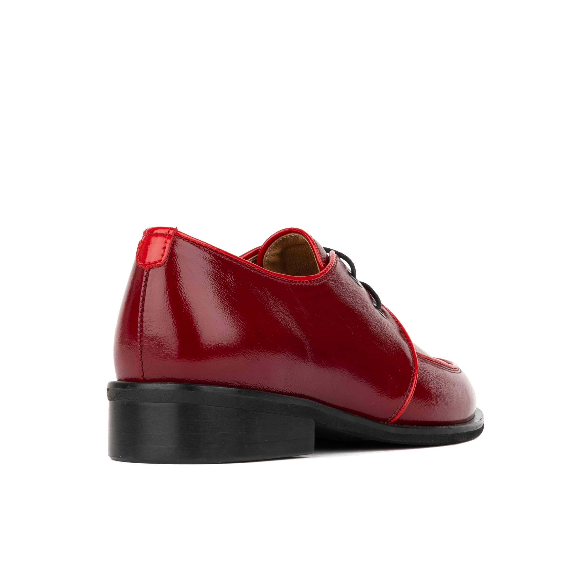 Kiss - Red - Women's patent leather lace up shoe