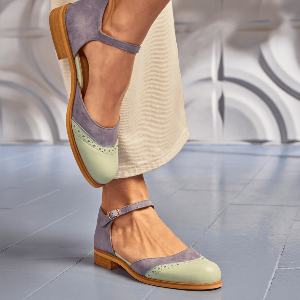 Gigot - Blue & Mint - Women's Closed Heel Round-Toe Leather Flat Sandal