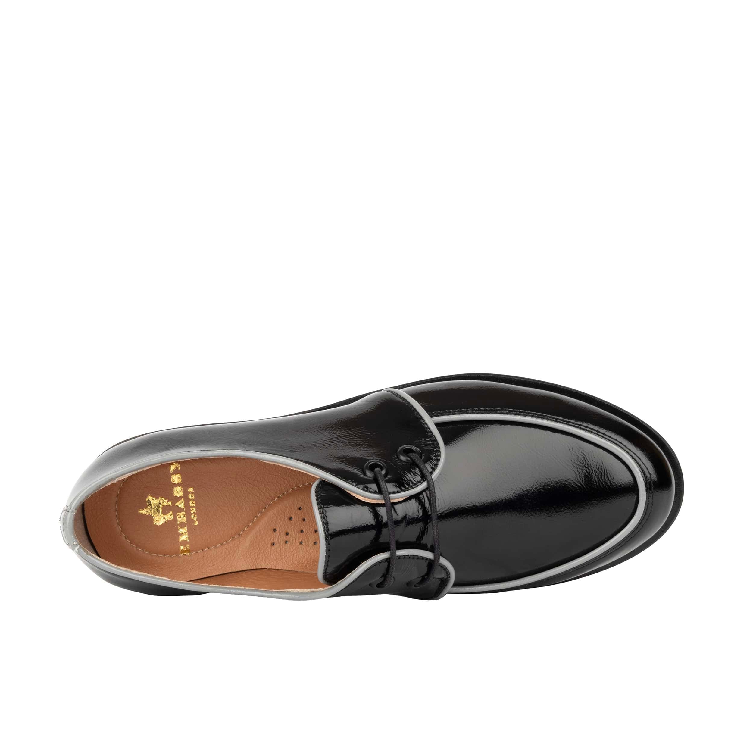Kiss - Black - Women's patent leather lace up shoe