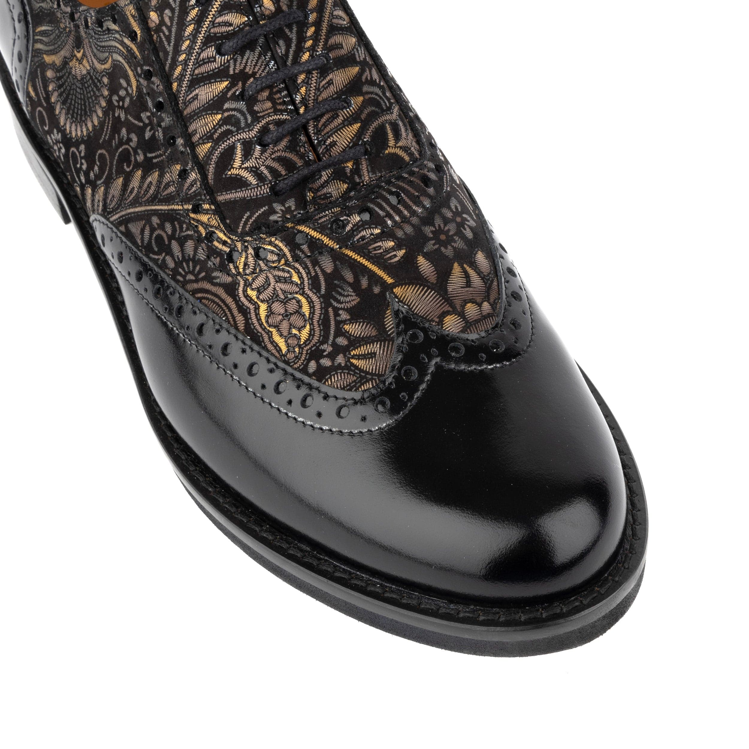 Vivienne - Black & Gold - Women's oxford lace-up shoe with brogue details