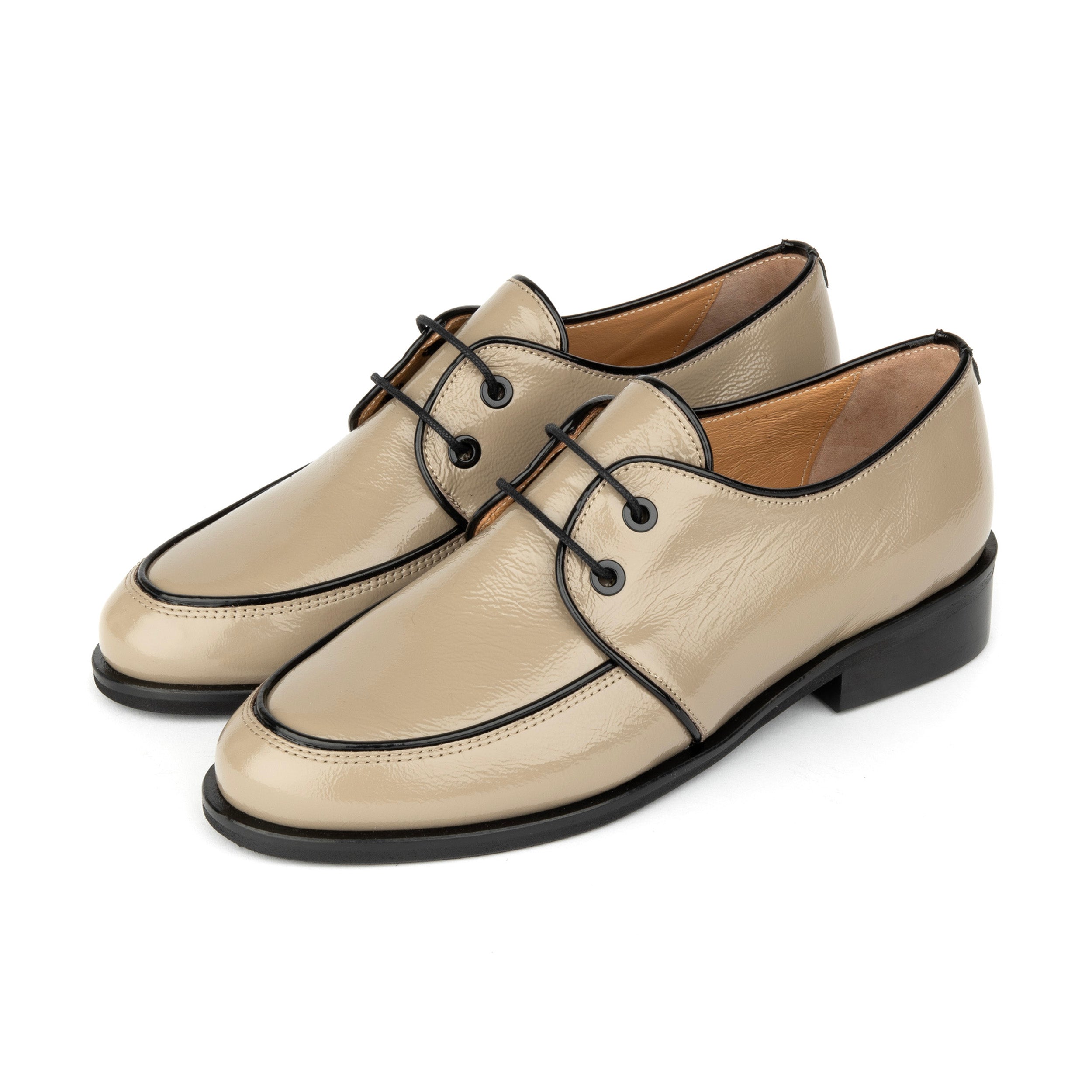 Kiss - Grey & Brown - Women's patent leather lace up shoe