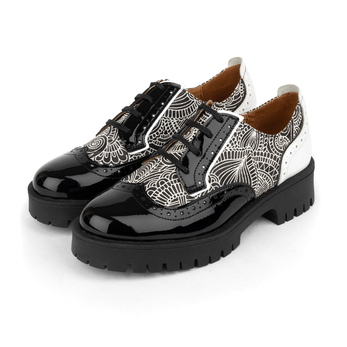 Artisan - Black & White & Graphic Print - Women's Leather Lace-up Shoe with Brogue Detailing