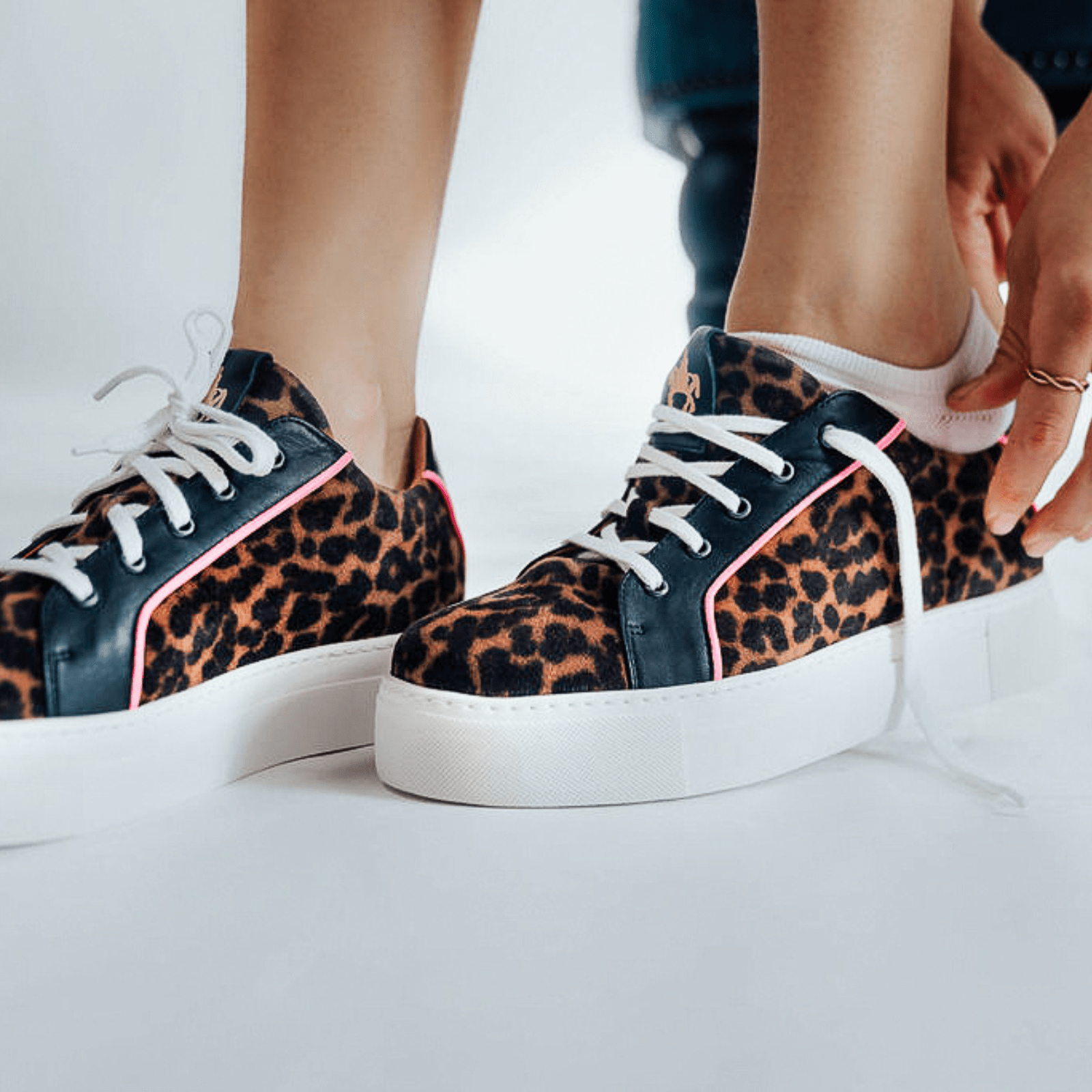 Camila - Leopard - Women's platform sole leather lace-up trainer