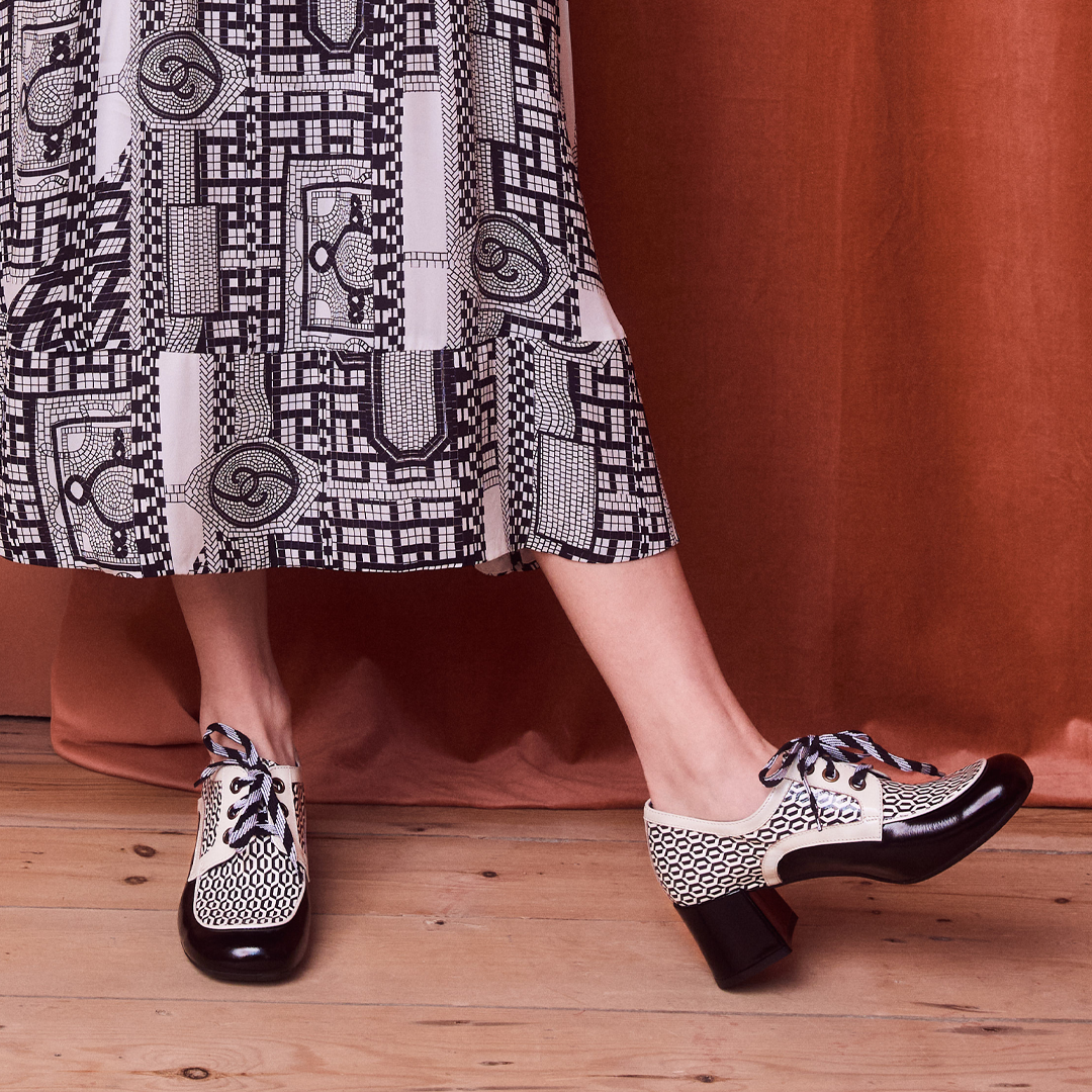 Sovereign - Black & white Optical - Women's leather lace up shoe with block heel