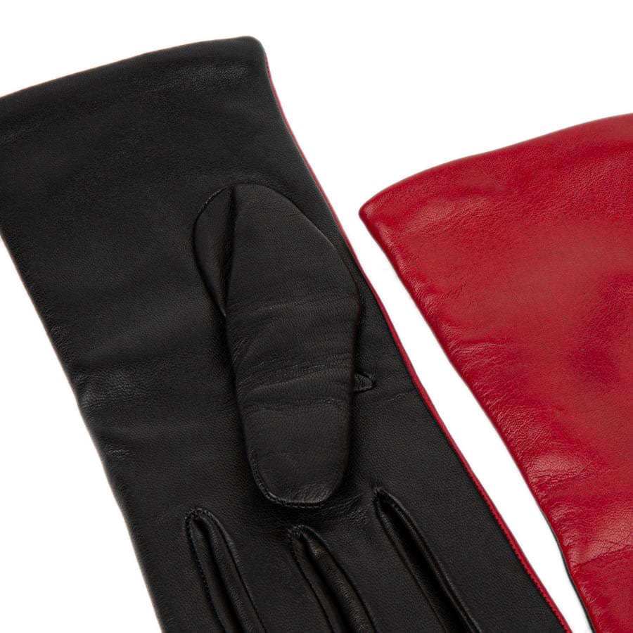 Reheat - Black & Red