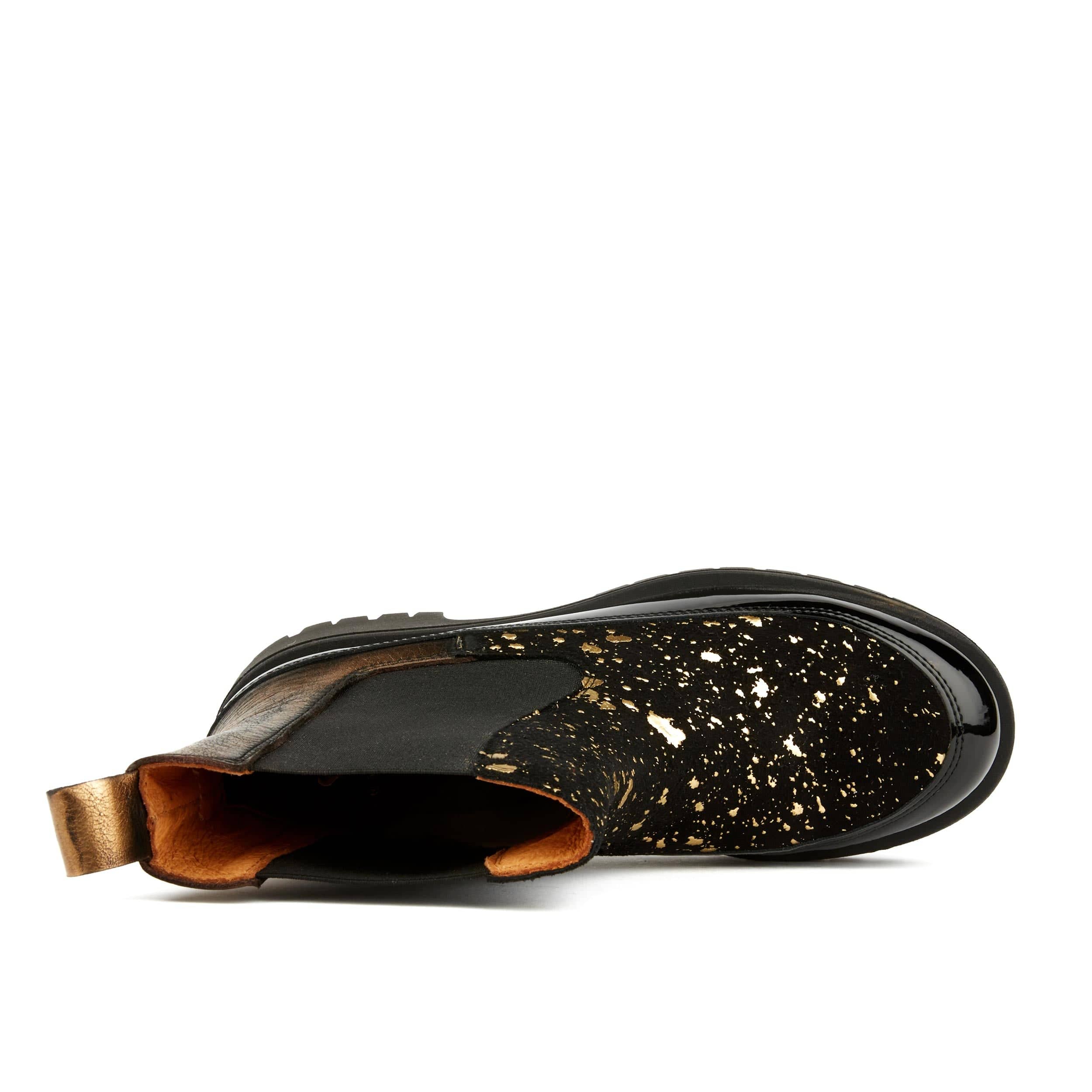 Bora - Black Gold - Women's chunky sole round toe leather chelsea boot in black