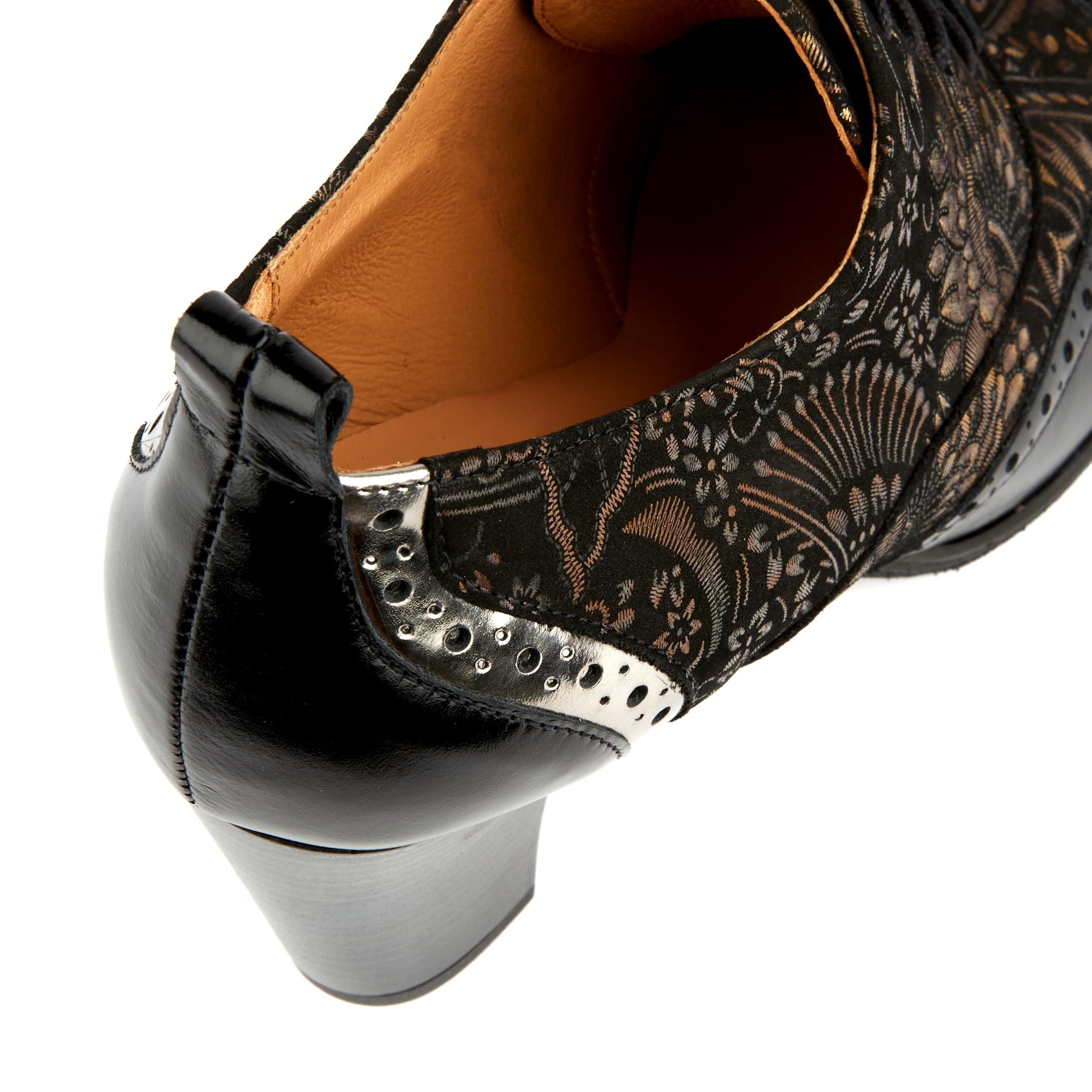 Casino - Black & Gold - Women's oxford pump in 3 inch heel with brogue details