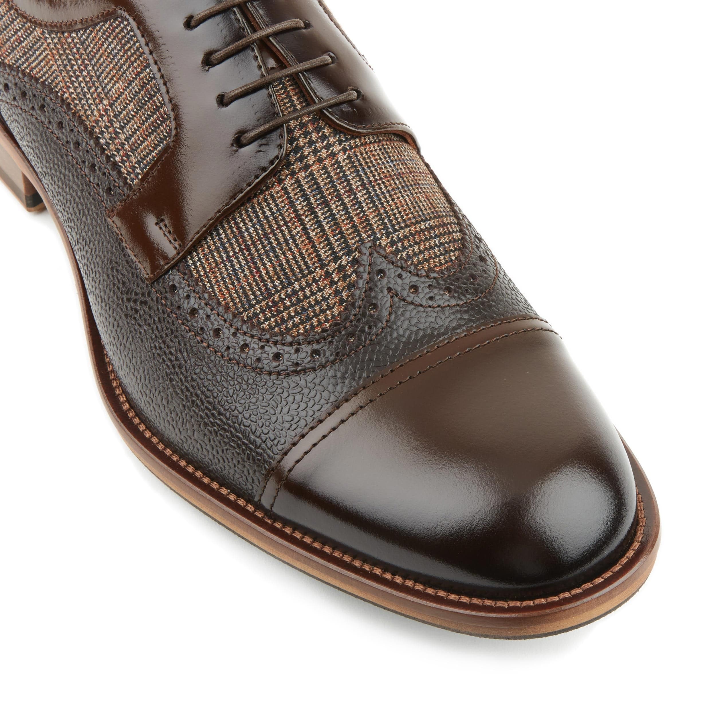 Orlando - Brown Check - Men's leather dressy shoe with toe cap and brogue details
