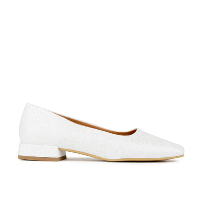 Ballerina - Wedding White - Women's low heel leather ballet flat