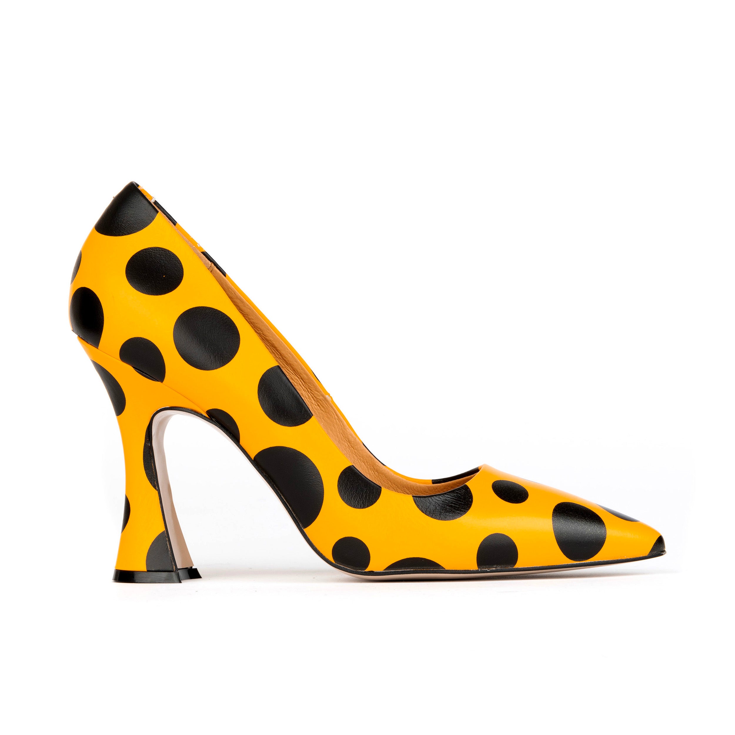 EMILY BLACK ORANGE POLKA - Women's leather pointy 4 inch pump in orange and black dots