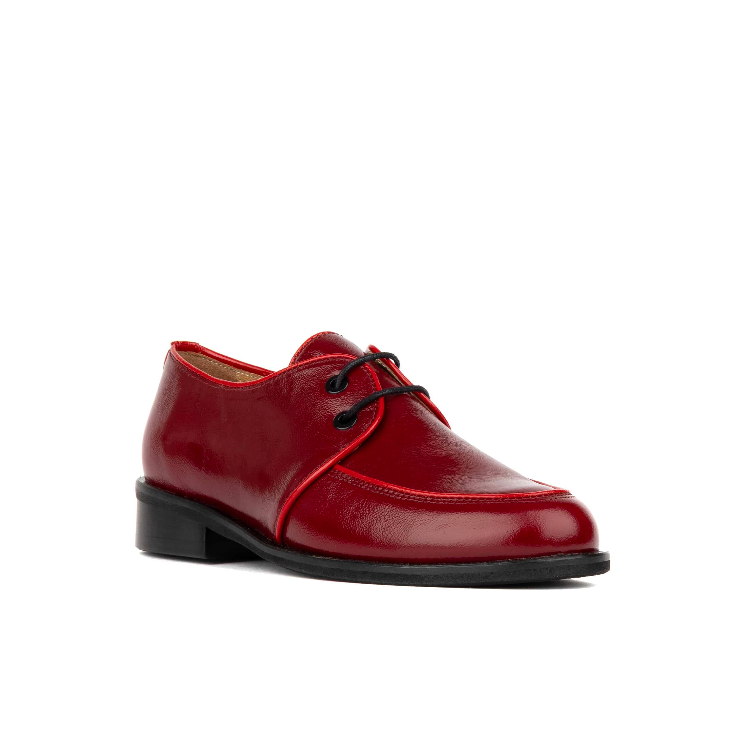 Kiss - Red - Women's patent leather lace up shoe