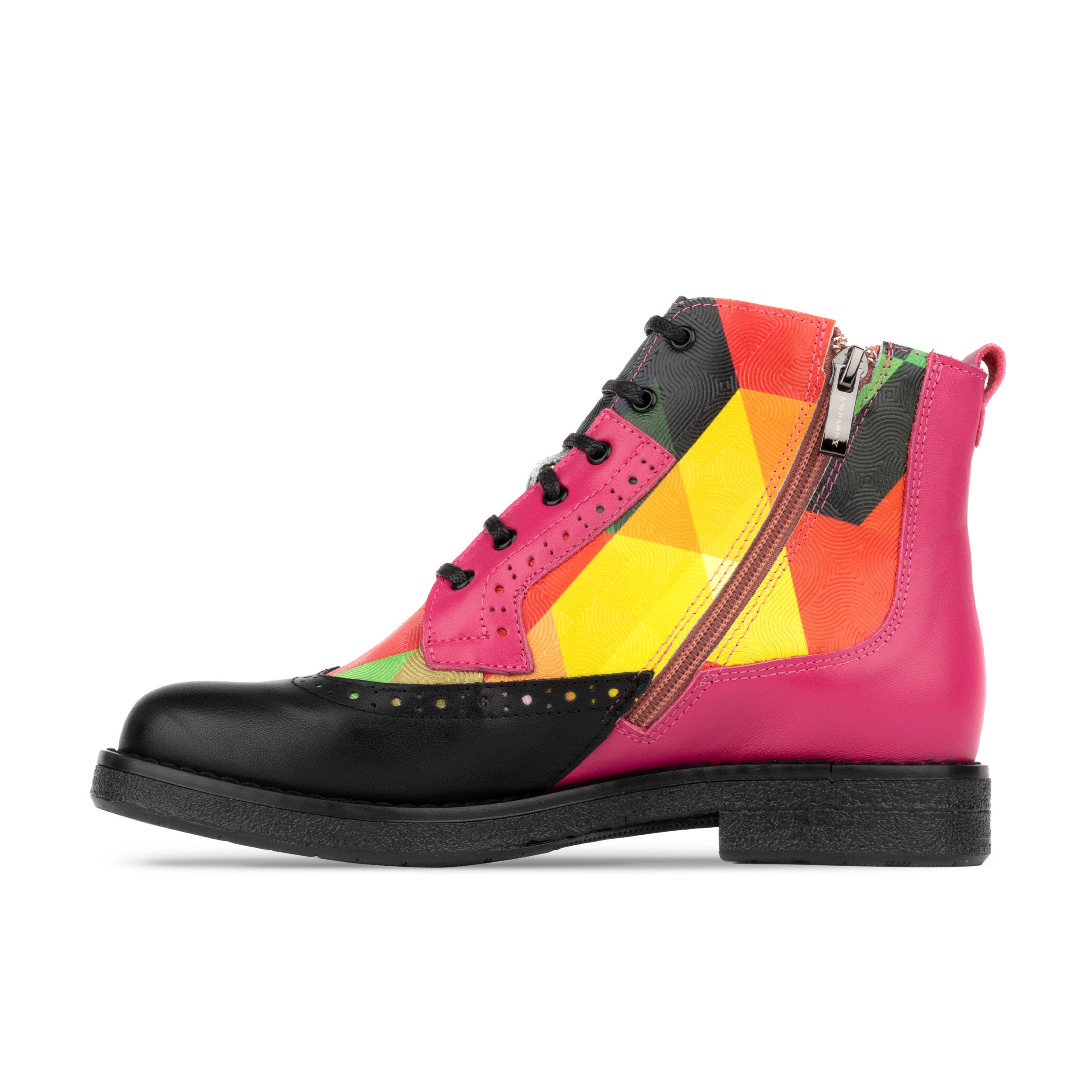 Hatter - Retro - Women's ankle boot with wingtip in colourful leather