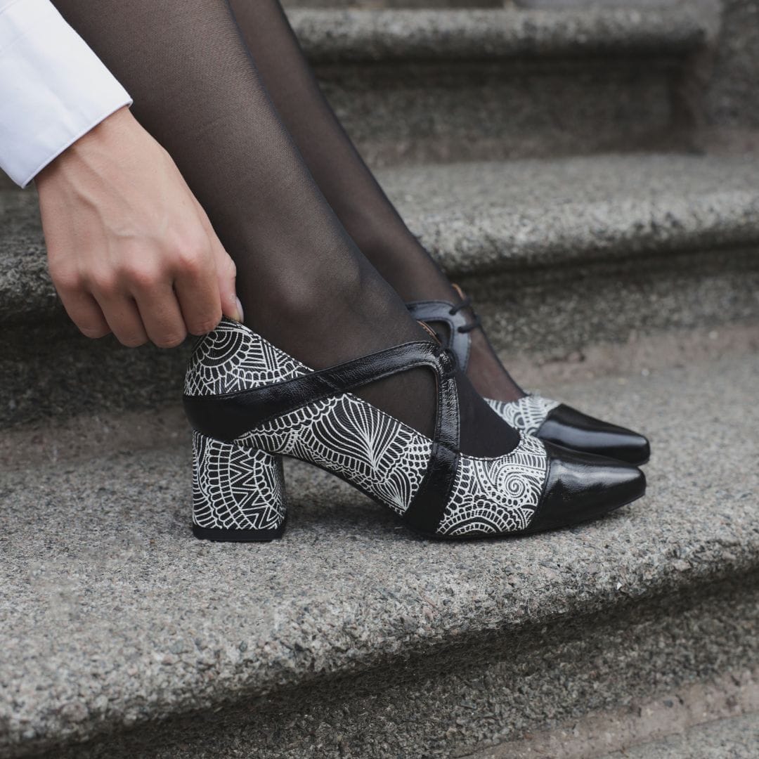Harlowe High - Black & White & Graphic Print - Women's leather block heel pumps