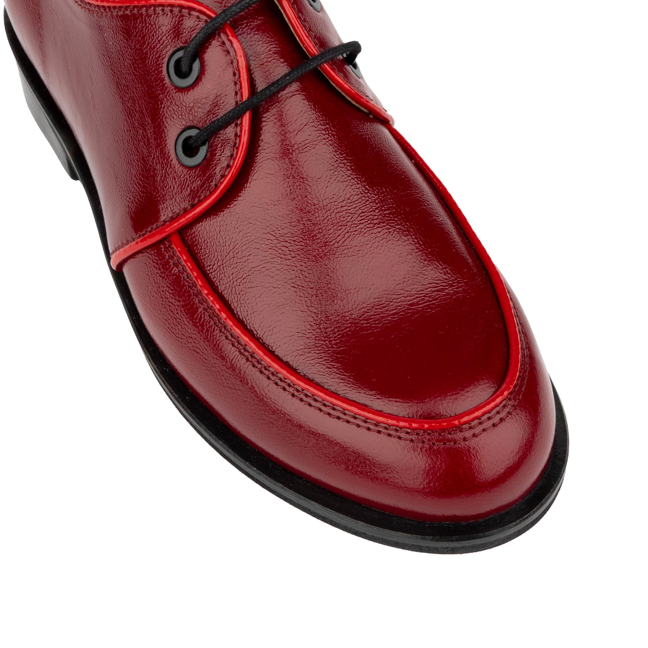 Kiss - Red - Women's patent leather lace up shoe