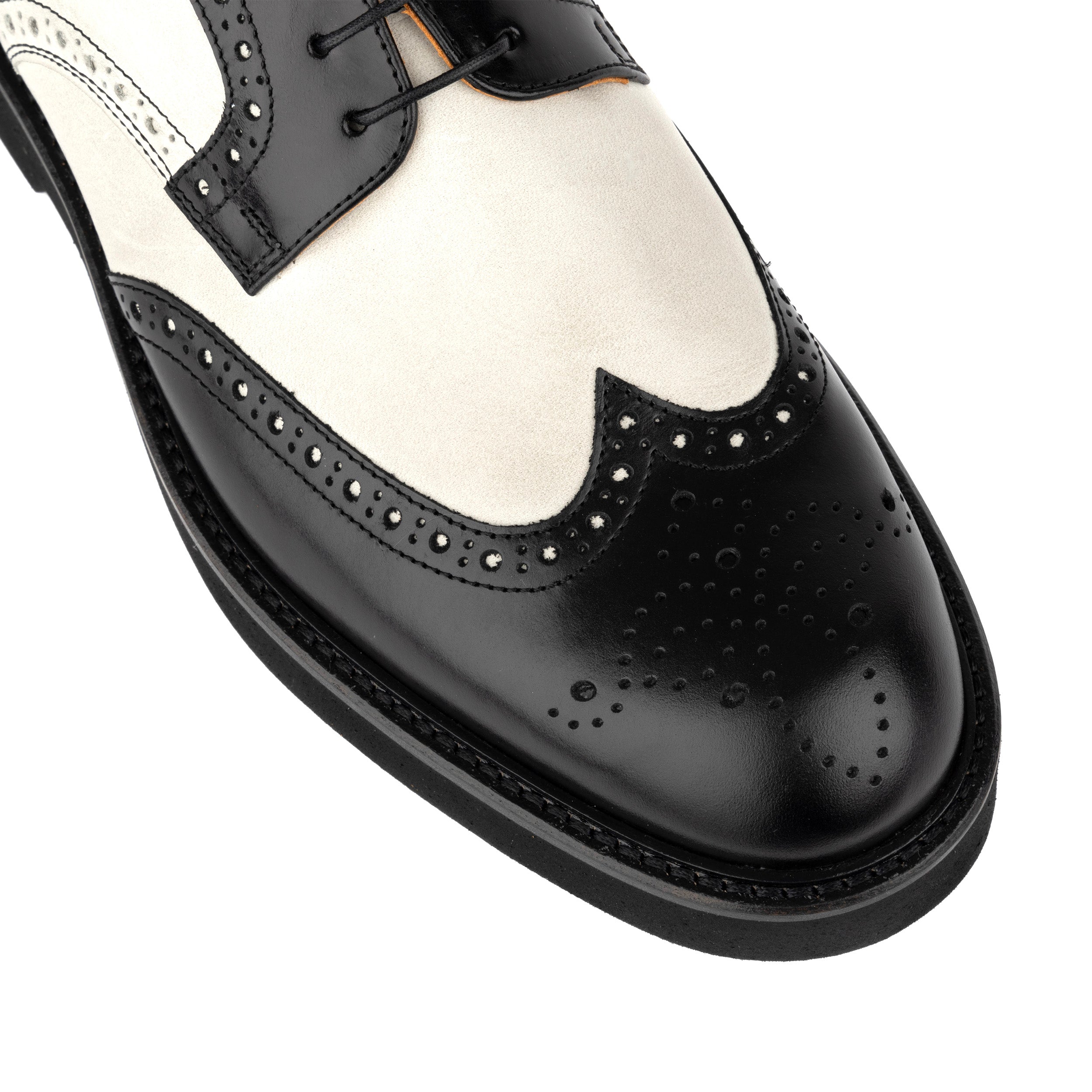 Oxford Sharp - Black Cream - Men's wingtip leather shoe with broguing in black & white