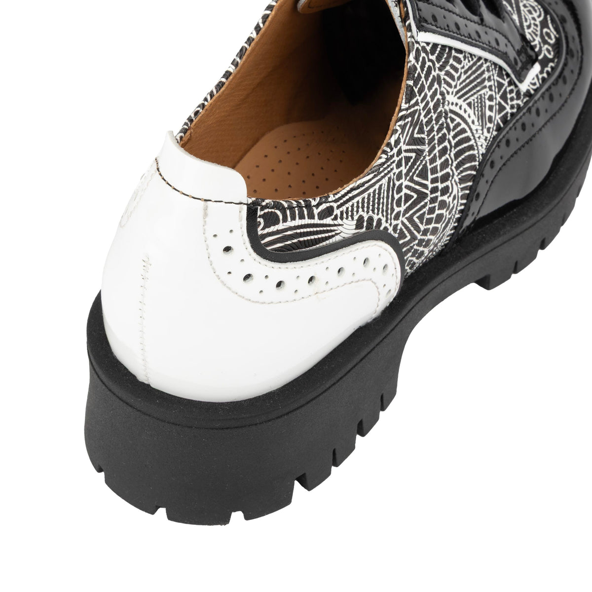Artisan - Black & White & Graphic Print - Women's Leather Lace-up Shoe with Brogue Detailing