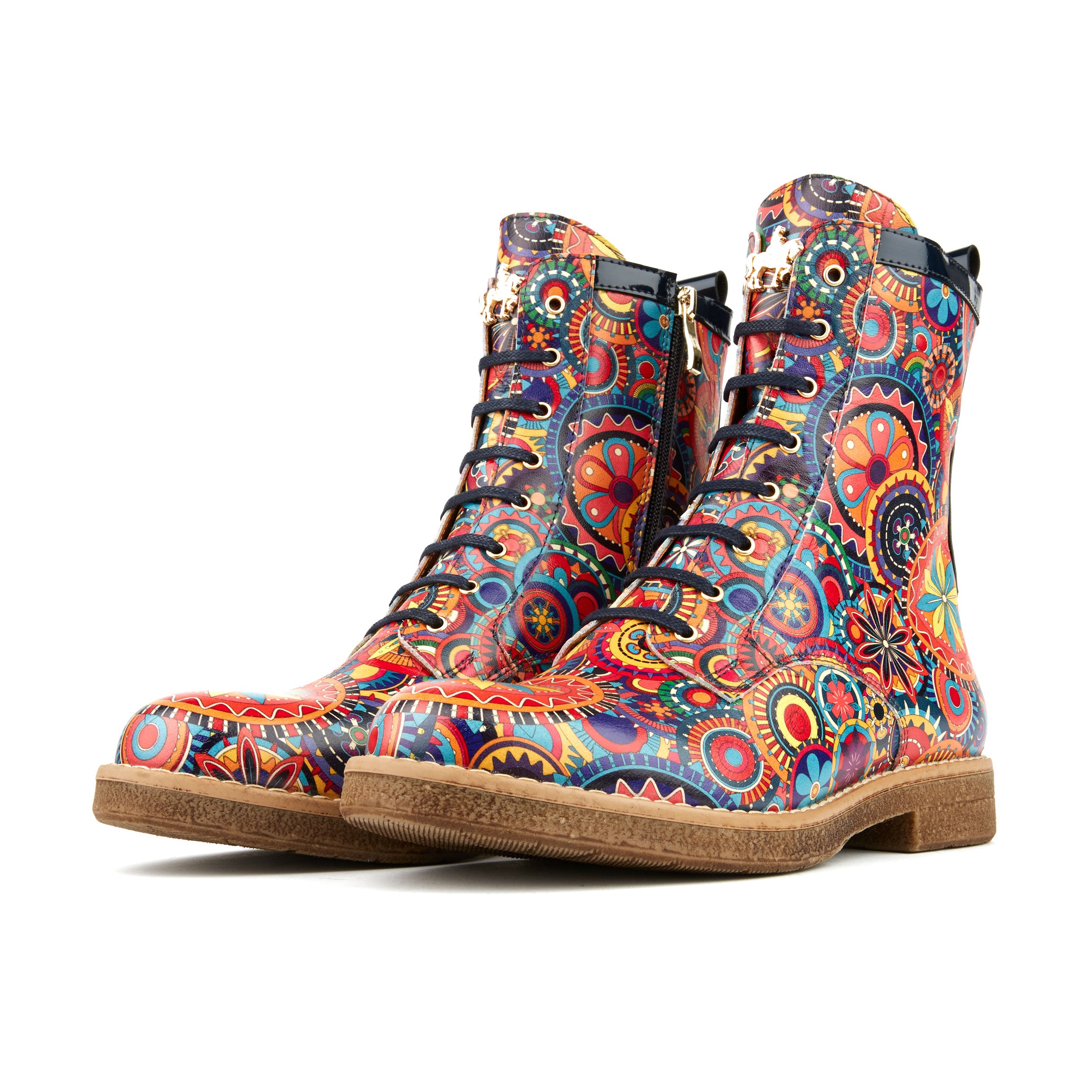 Traveller - Signature - Women's higher ankle leather boot in multicolour pattern