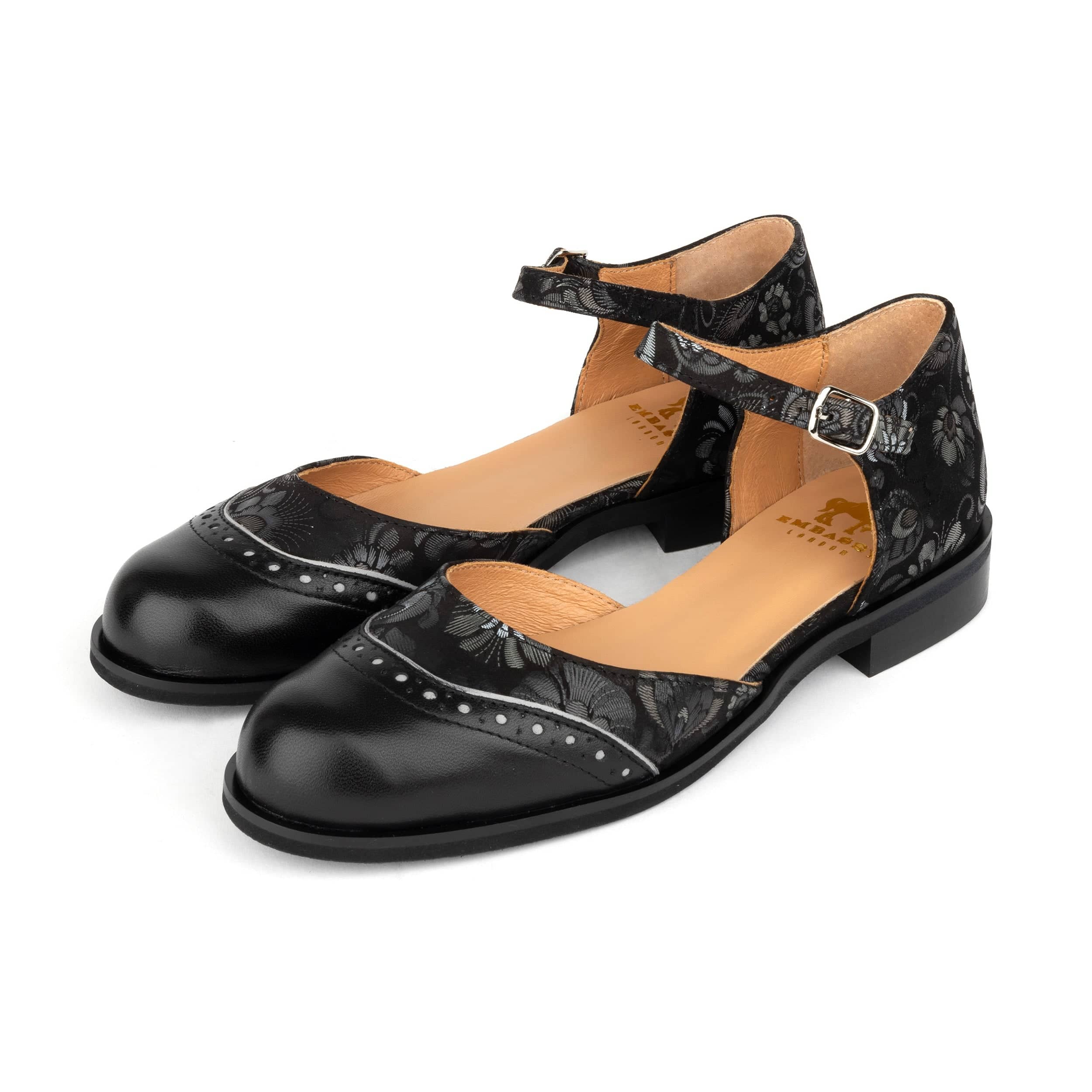 Gigot - Black Emboss - Women's Closed Heel Round-Toe Leather Flat Sandal