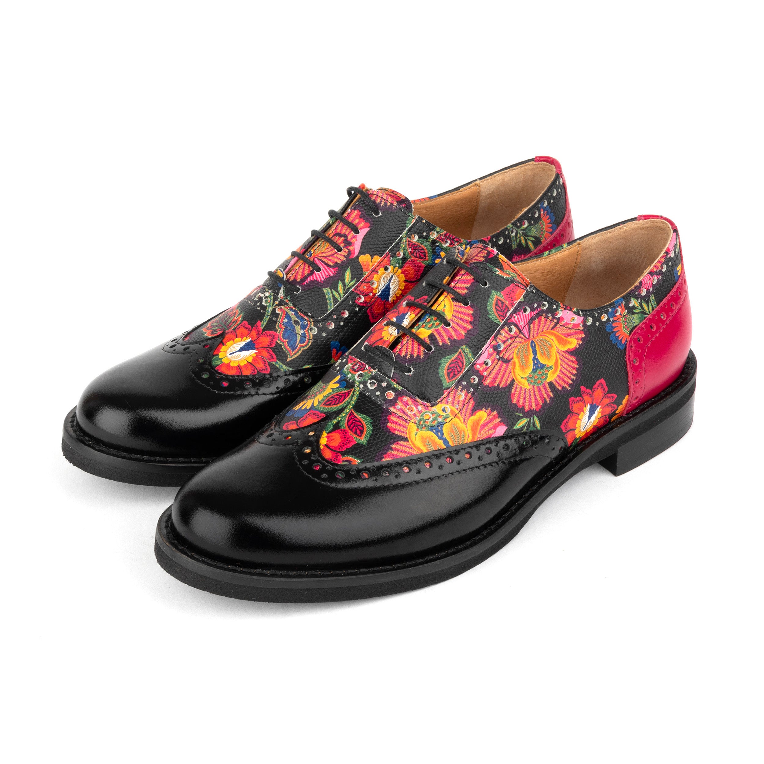 Vivienne - Black & Red Flowers - Women's oxford lace-up shoe with brogue details