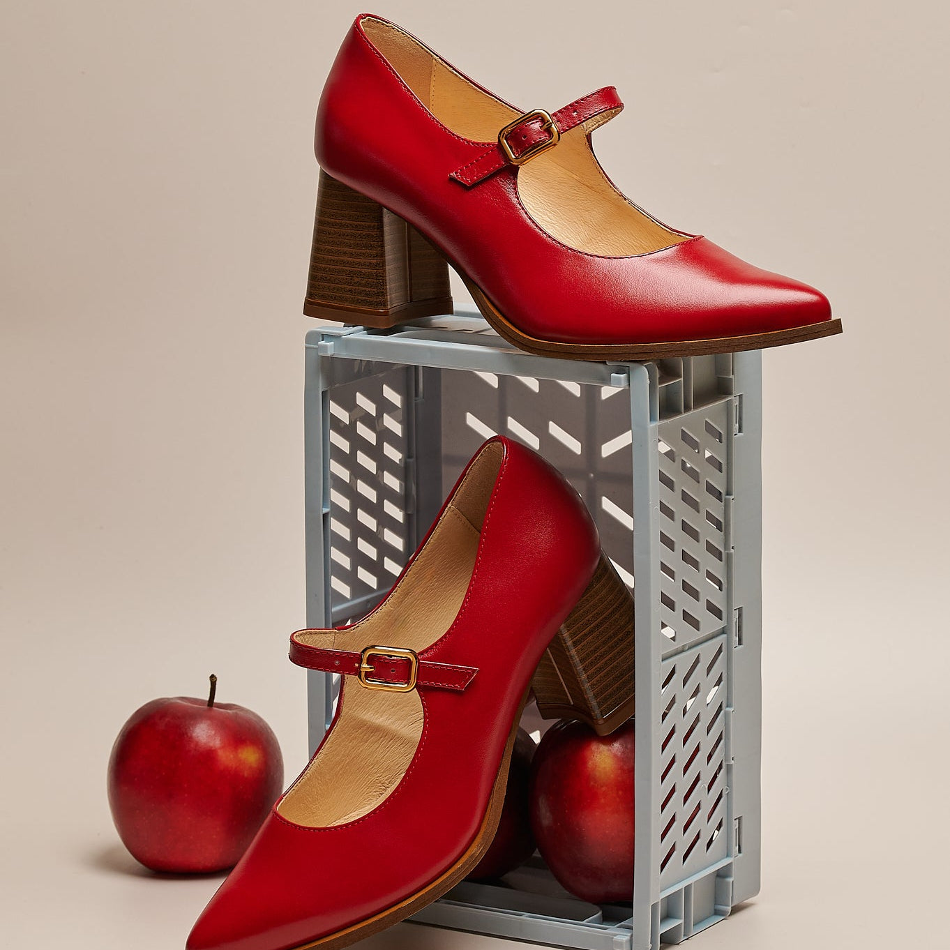 Hyde - Red - Women's Leather Mary Jane Pump