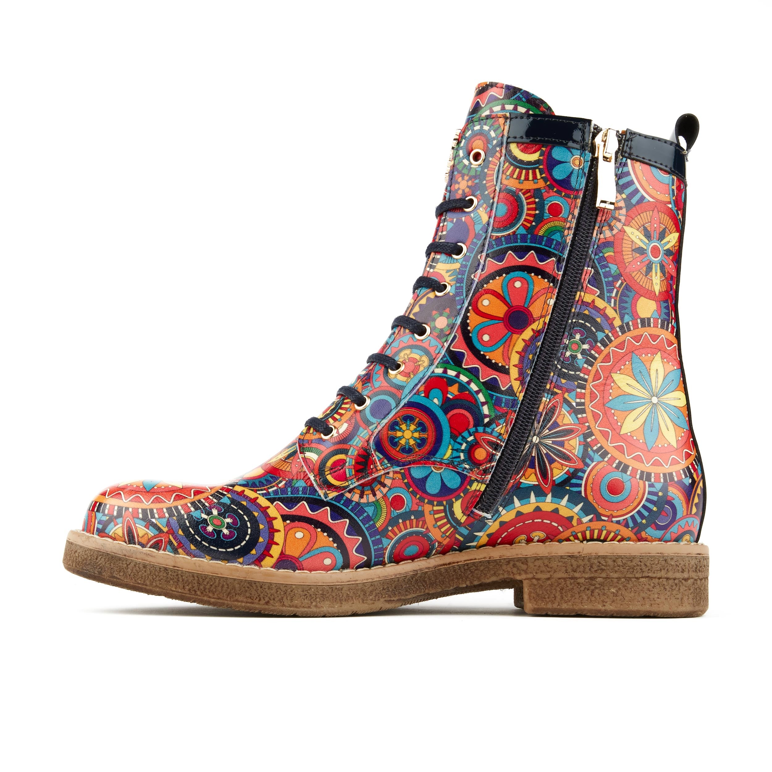 Traveller - Signature - Women's higher ankle leather boot in multicolour pattern